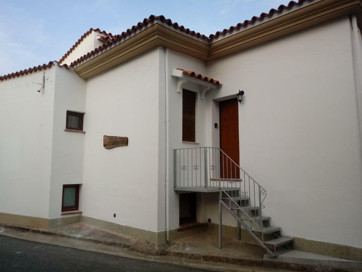 Su Survaju Apartment